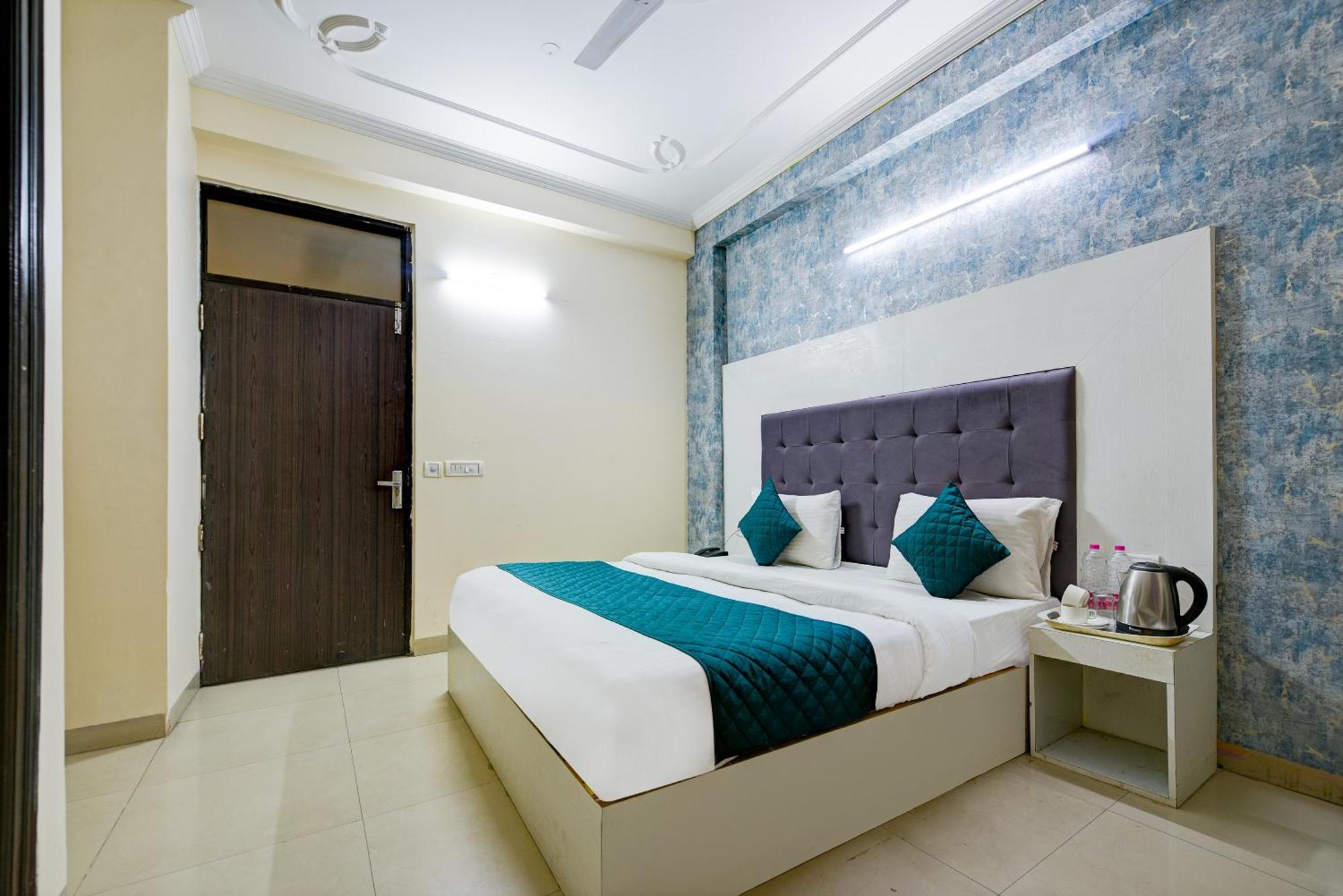 Transit Stay At Delhi Airport Ню Делхи Екстериор снимка